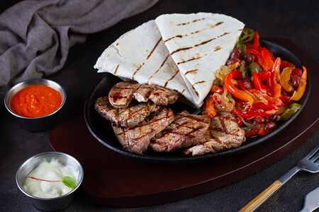 Стейк Фахитос