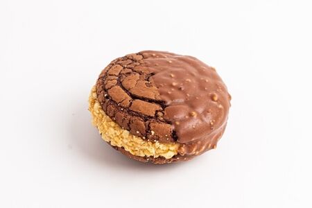 Вупи пай сникерс