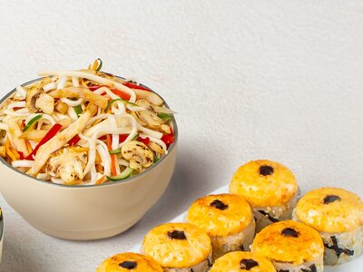 Комбо М Wok и Ролл