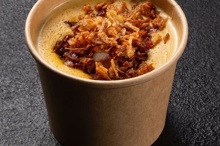 Чечевичный крем-суп с беконом