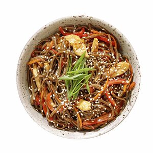 Соба с говядиной.