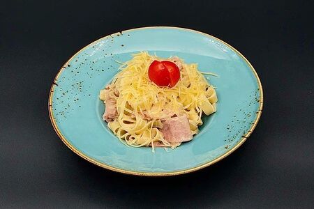 Фетучини с беконом