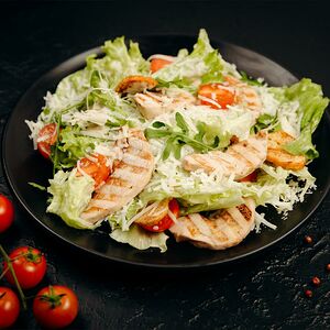 Цезарь с курицей