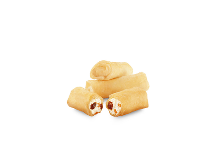 Рулетики с творогом, изюмом и курагой