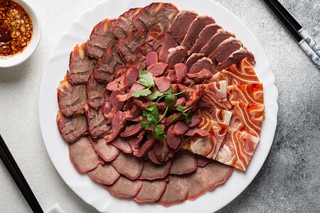 Мясное ассорти с соевым соусом