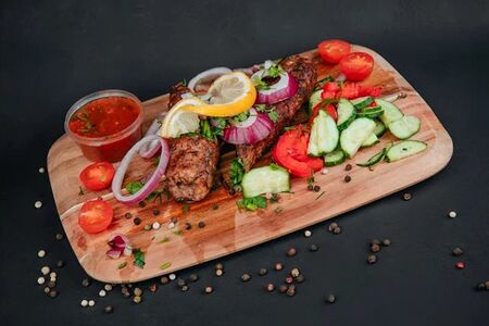 Люля-кебаб в тортилье из курицы 