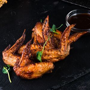 Куриные крылья с соусом чили