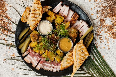 Тарелка сала