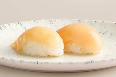 Суши Гребешок