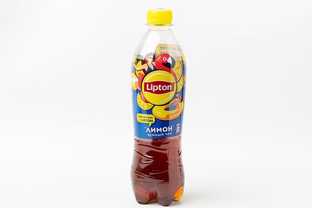 Холодный черный чай Lipton