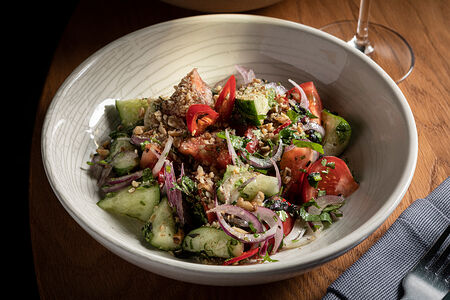 Салат овощной по-грузински