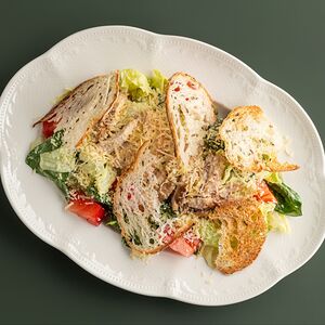 Цезарь с курицей