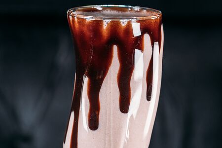 Молочный коктейль шоколадный