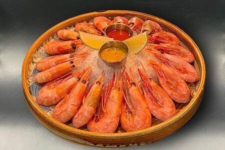 Креветки крупные, сваренные на корабле