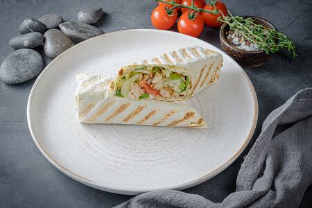 Encore-ролл с курицей