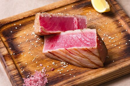 Стейк из тунца