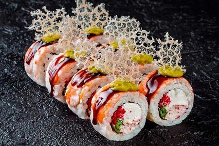 Ролл с тигровой креветкой и Гуакамоле