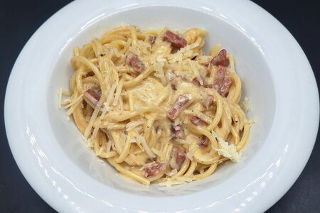 Спагетти Карбонара с хамоном