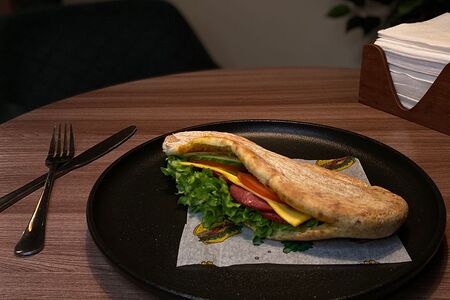 Гирос с колбаской