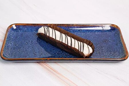 Эклер ванильный