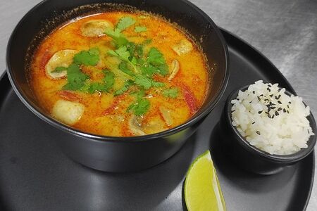 Суп Том-ям с морепродуктами