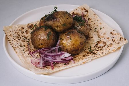 Картофель на мангале