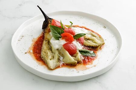 Томленый баклажан по-сицилийски