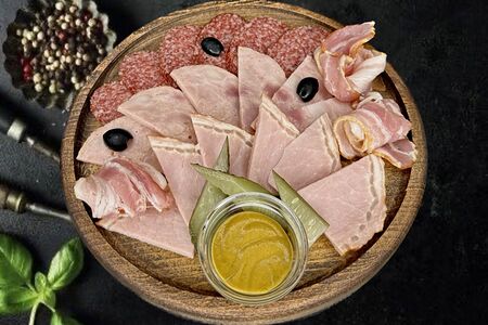 Мясное ассорти