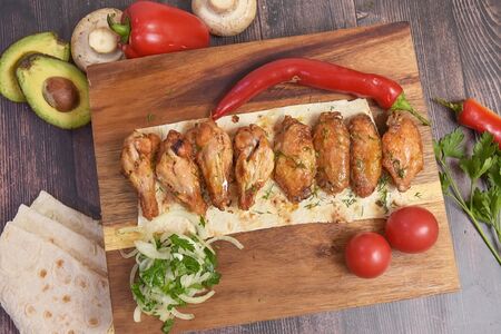 Куриные крылышки