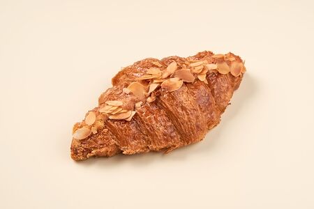 Миндальный круассан