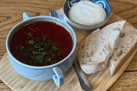 Борщ со сметаной