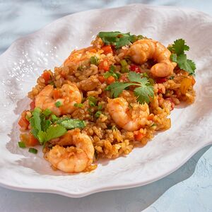 Жареный рис с креветками