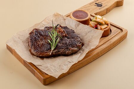 Стейк Рибай