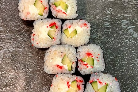 Ролл Сливочный огурец