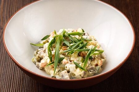 Оливье с говяжьим языком