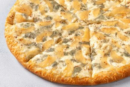 Пицца Груша горгондзола 40 см на толстом с сыром