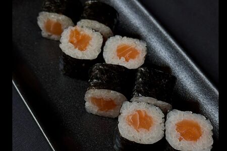 Маки Лосось