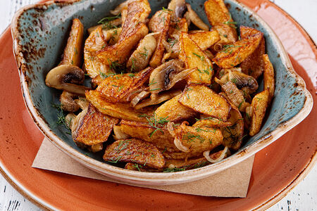 Жареный картофель по-домашнему