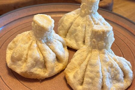 Хинкали жареные с вишней 