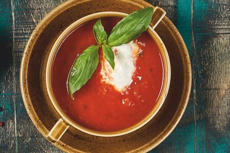 Гаспачо со страчателлой