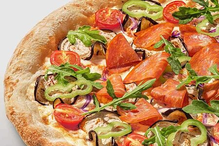 Пицца Баклажан и чоризо