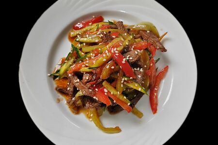 Салат Теплый с телятиной