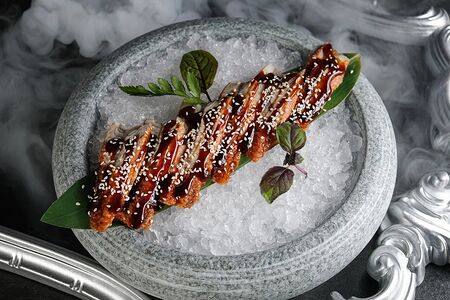 Сашими Угорь