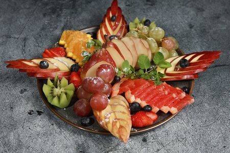 Фруктовая тарелка