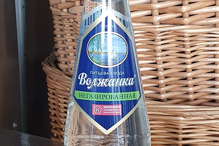 Вода питьевая газированная Волжанка 0,33 л. стекло