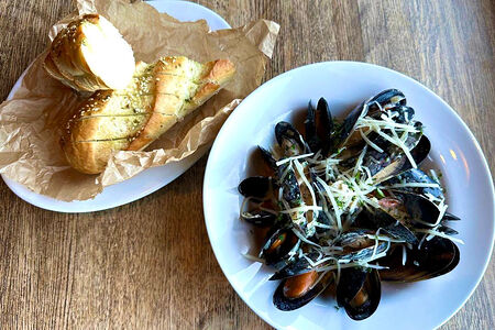 Мидии в сливочном соусе