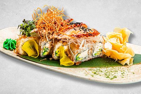 Канадский ролл с угрем и авокадо