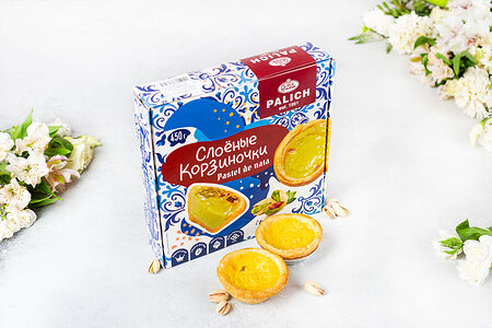 Слоеные корзиночки с заварным кремом и фисташкой