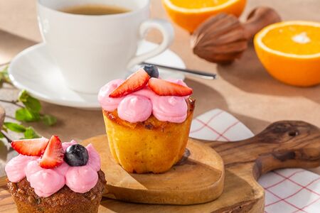 Апельсиновый кекс с миндалем