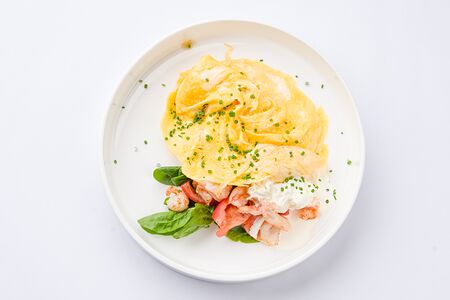 Омлет Торнадо с тигровыми креветками